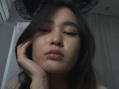 stripchat Lola_Peach